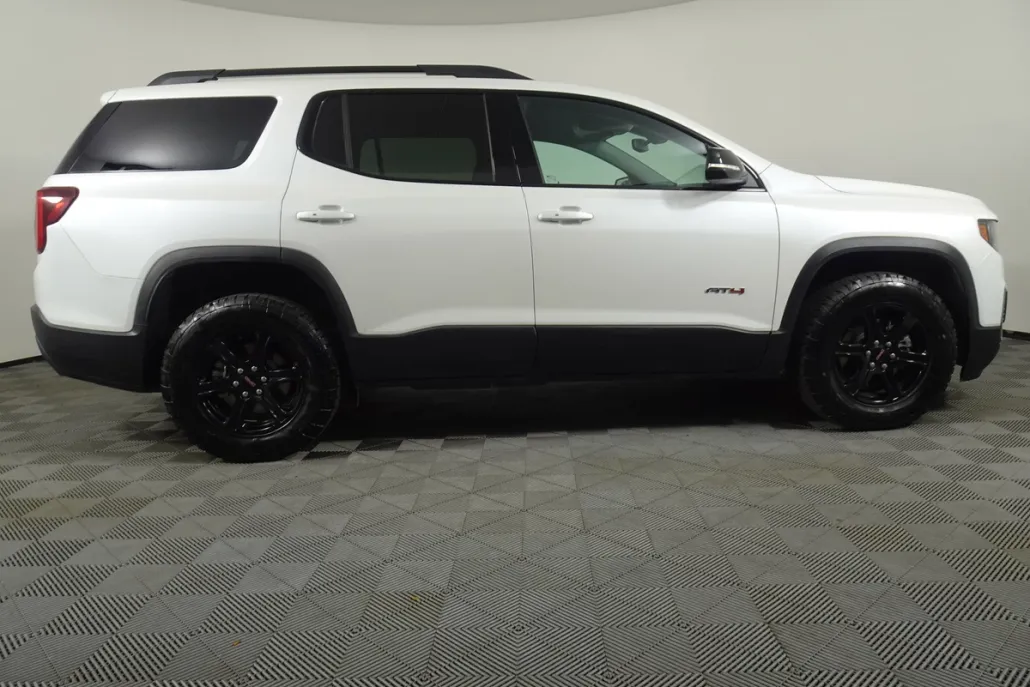 2023 Gmc Acadia AT4 photo 1