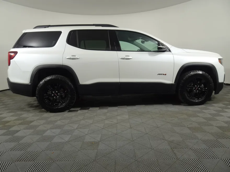 2023 Gmc Acadia AT4 photo 1