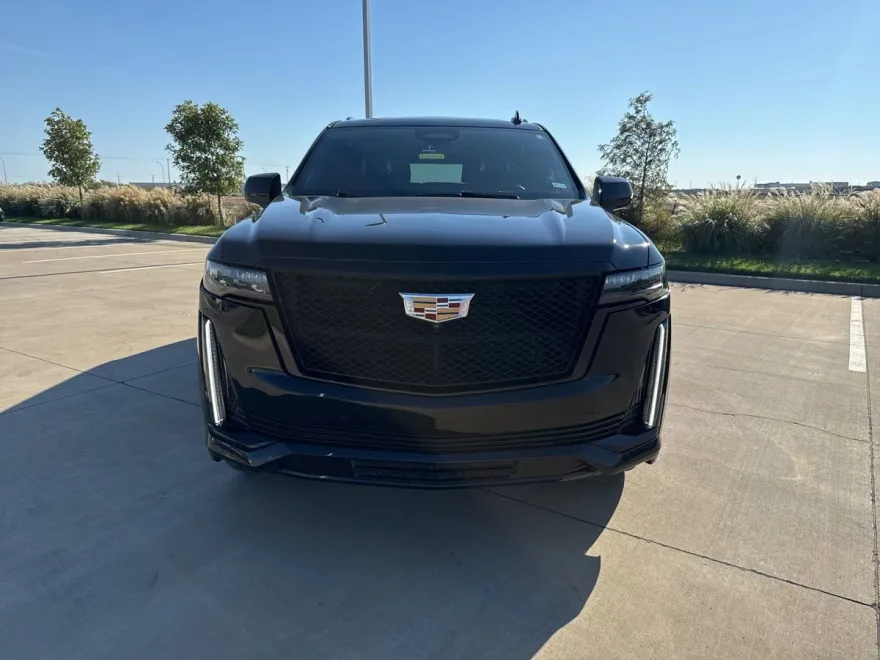 2023 Cadillac Escalade ESV Sport Platinum photo 1