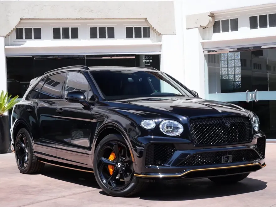 2025 Bentley Bentayga S photo 1