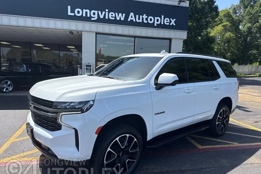 2021 Chevrolet Tahoe RST photo 1