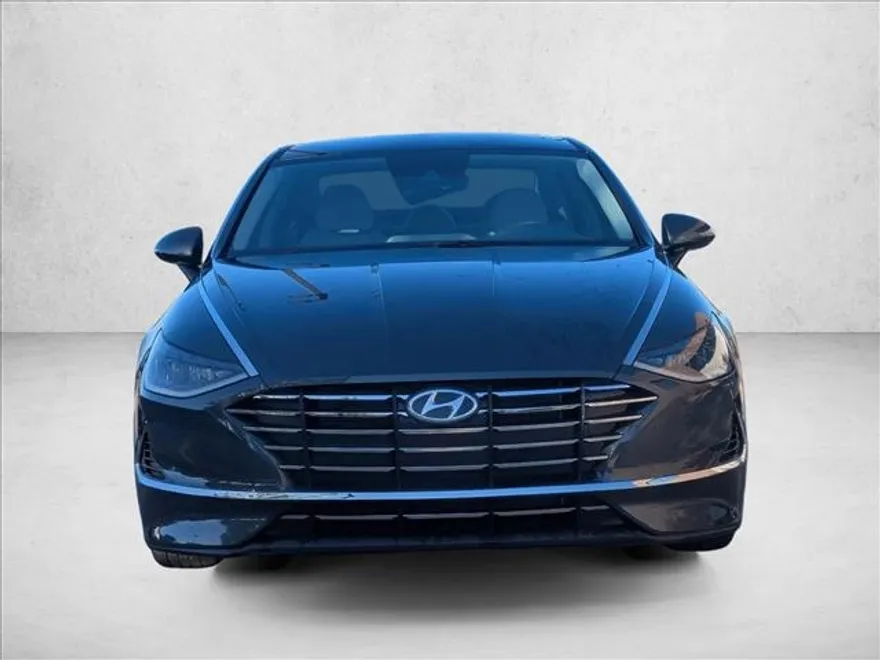 2023 Hyundai Sonata SE photo 1