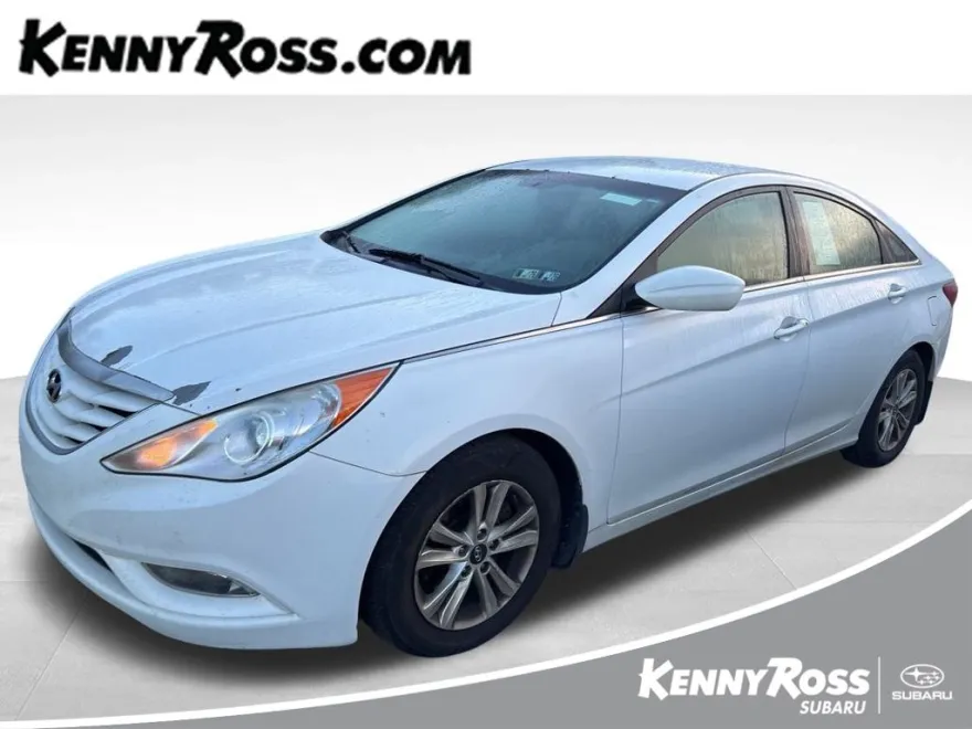 2013 Hyundai Sonata GLS photo 1