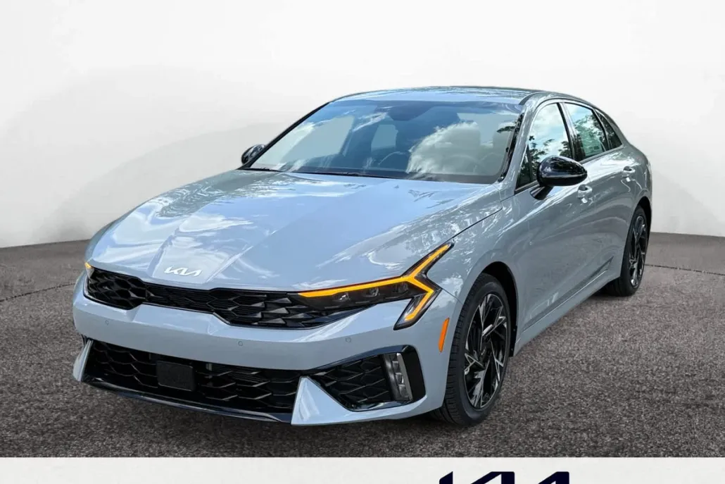 2026 Kia K5 GT-Line photo 1