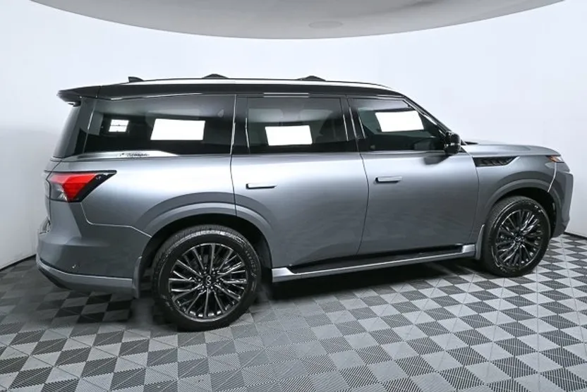 2025 Infiniti QX80 photo 1