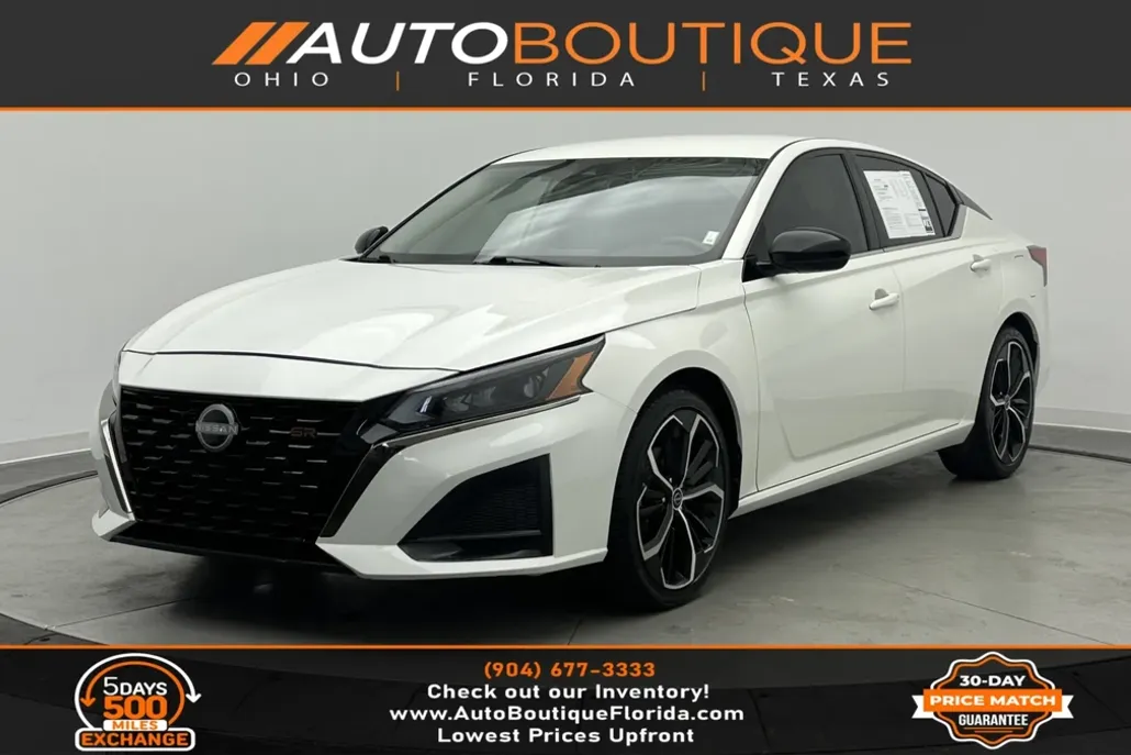 2023 Nissan Altima 2.5 SR photo 1