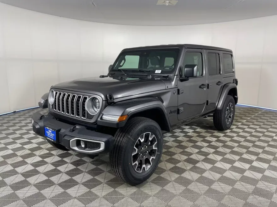 2025 Jeep Wrangler Sahara photo 1