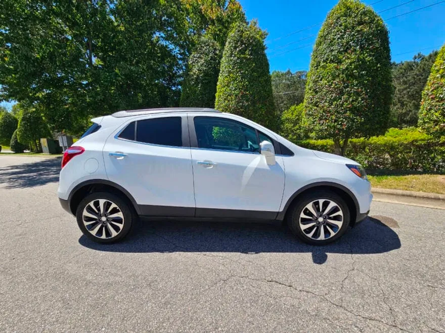 2019 Buick Encore Essence photo 1