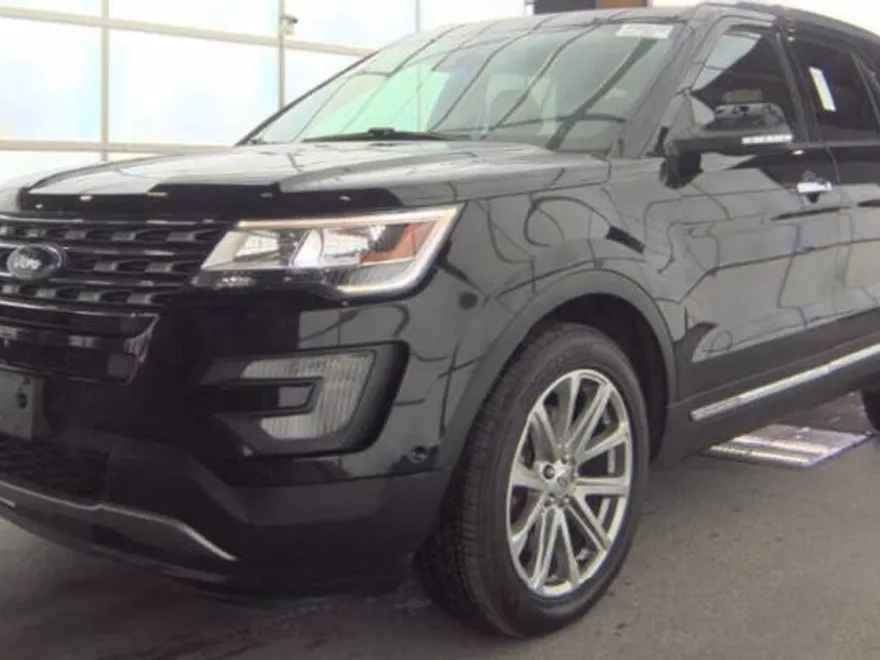 2017 Ford Explorer Limited photo 1