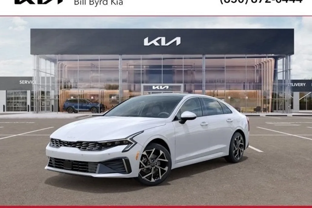 2025 Kia K5 EX photo 1