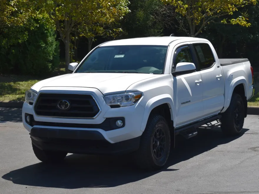 2021 Toyota Tacoma SR5 V6 photo 1