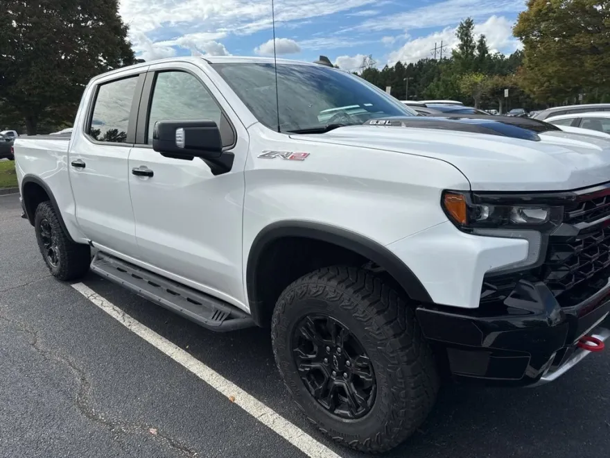2022 Chevrolet Silverado 1500 ZR2 photo 1