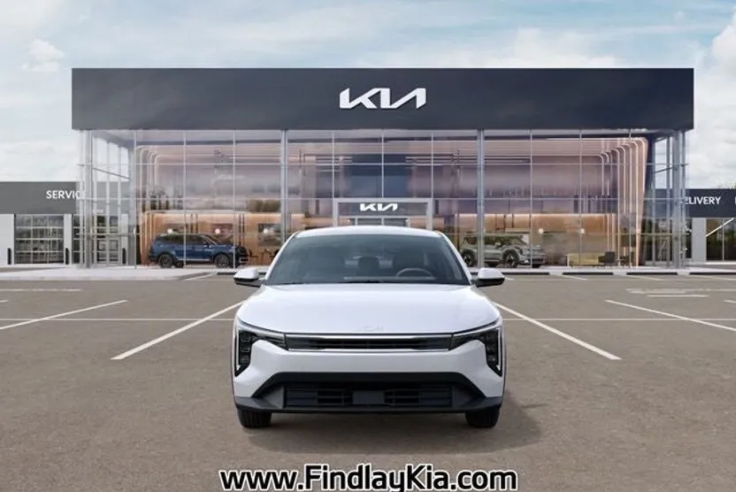2025 Kia K4 LX photo 1
