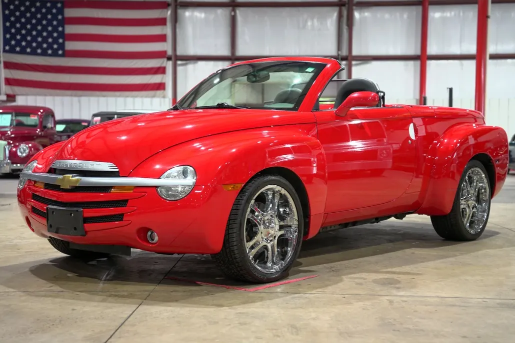 2003 Chevrolet SSR photo 1