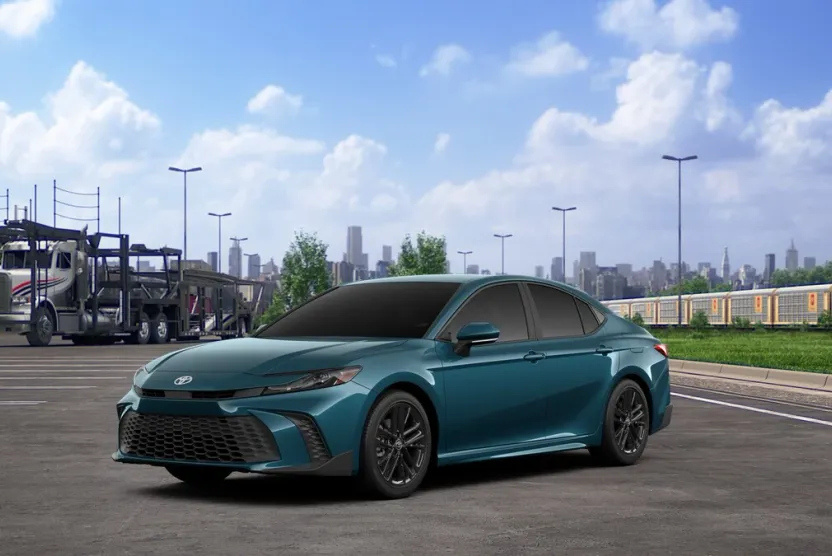 2026 Toyota Camry SE photo 1