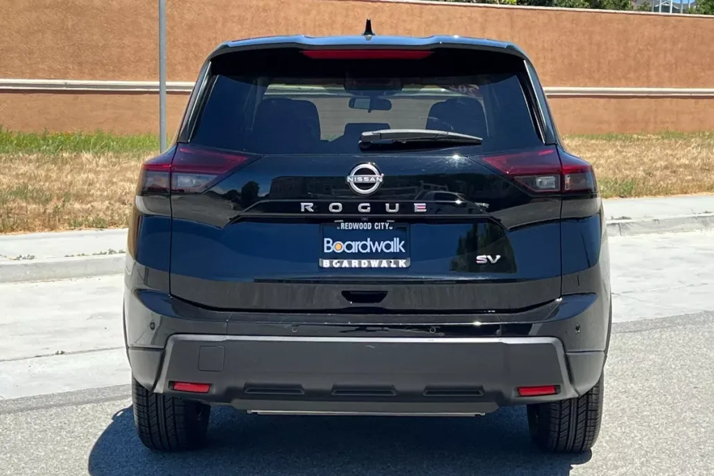 2024 Nissan Rogue SV photo 1