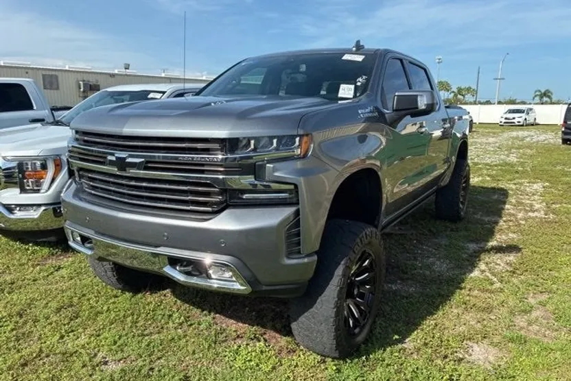 2021 Chevrolet Silverado 1500 High Country photo 1