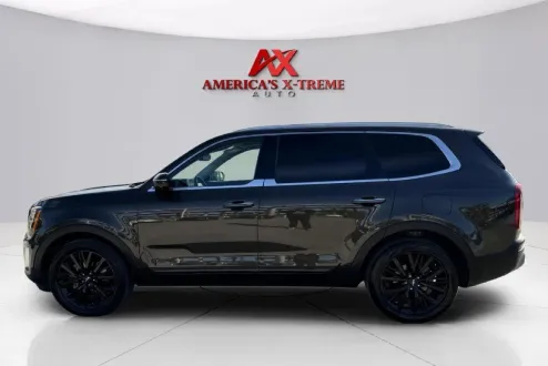 2022 Kia Telluride SX photo 2