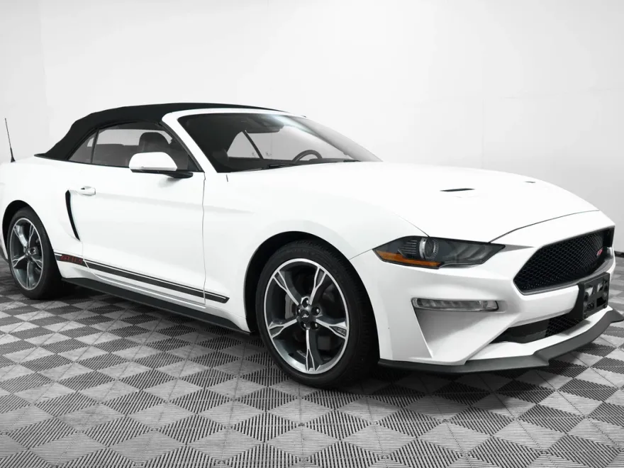 2022 Ford Mustang GT Premium Convertible photo 1