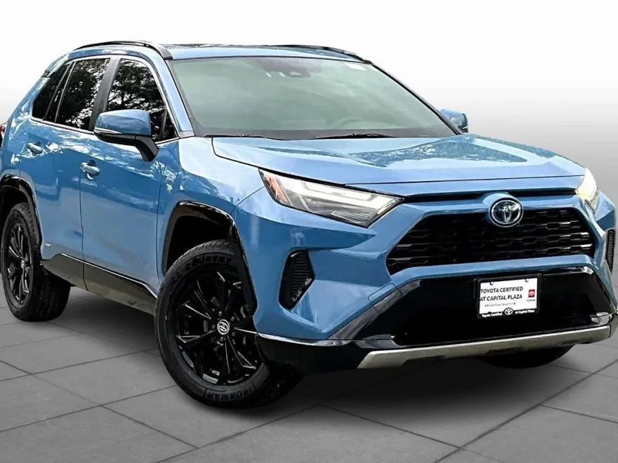2022 Toyota RAV4 Hybrid SE photo 1