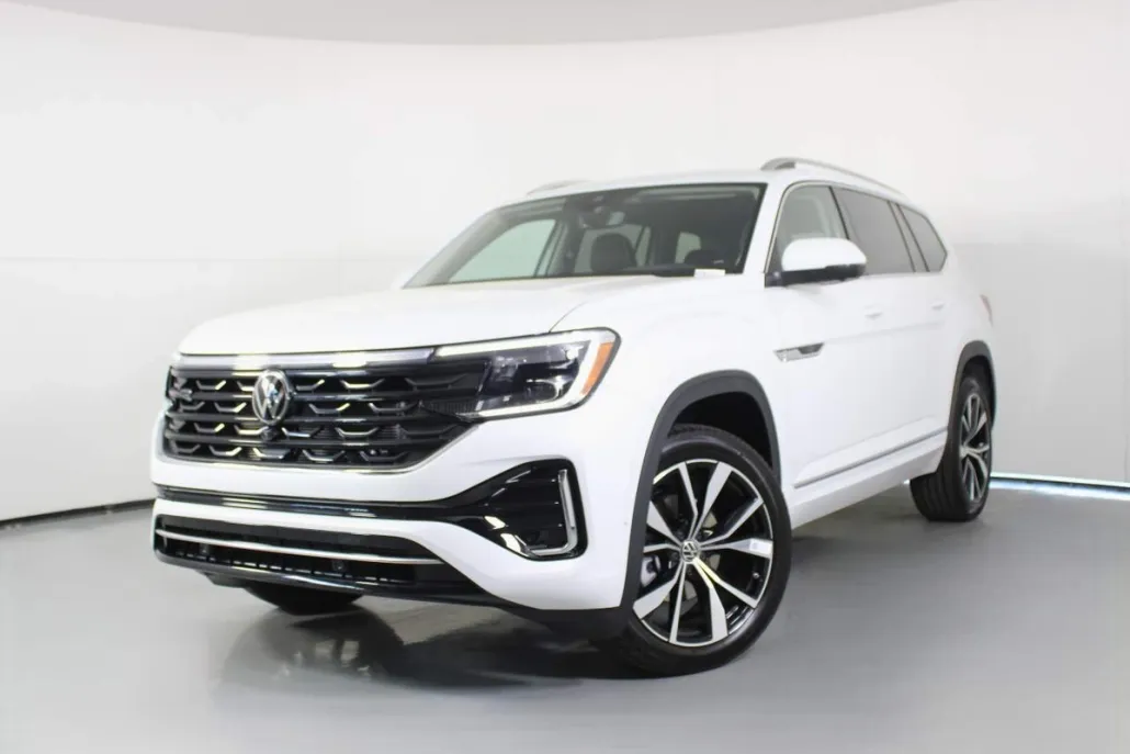 2025 Volkswagen Atlas SEL Premium R-Line photo 1