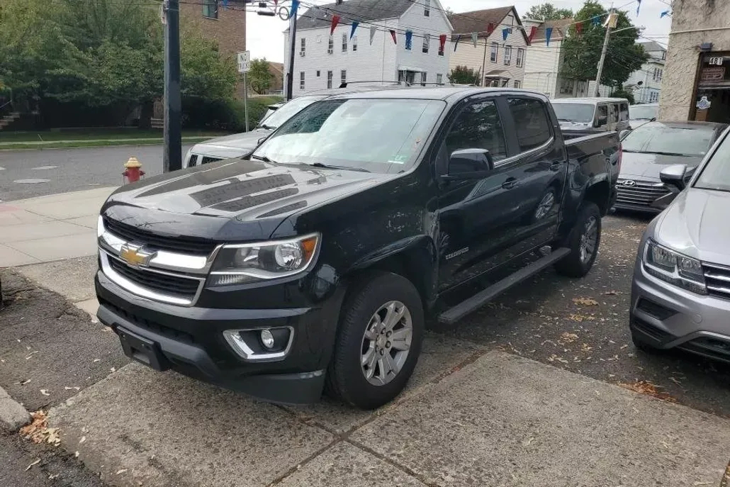 2018 Chevrolet Colorado LT photo 1