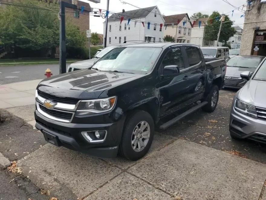2018 Chevrolet Colorado LT photo 1