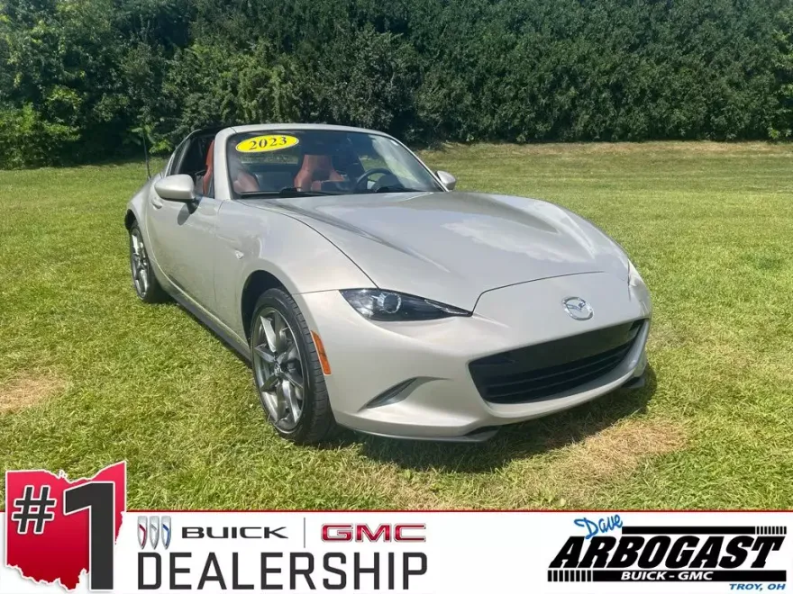 2023 Mazda MX-5 Miata RF Miata Grand Touring photo 1