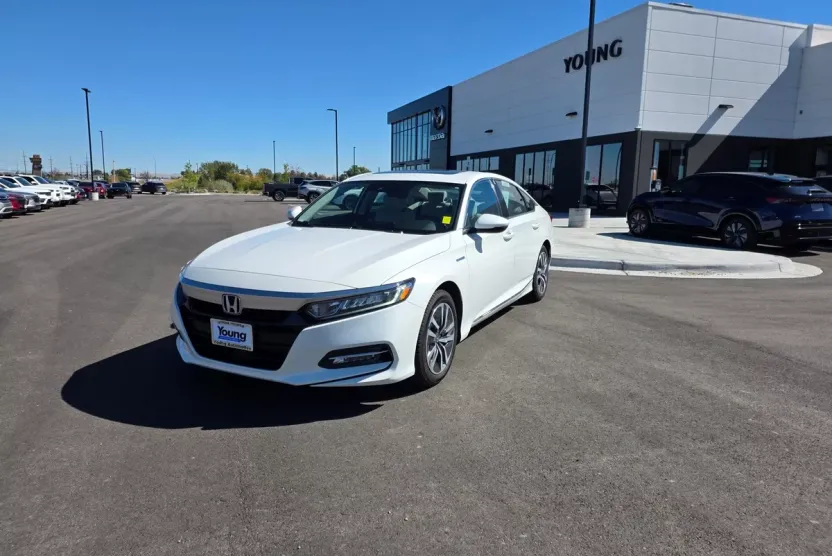 2019 Honda Accord Hybrid EX-L photo 1