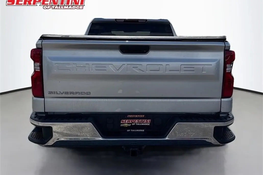 2020 Chevrolet Silverado 1500 LT photo 1