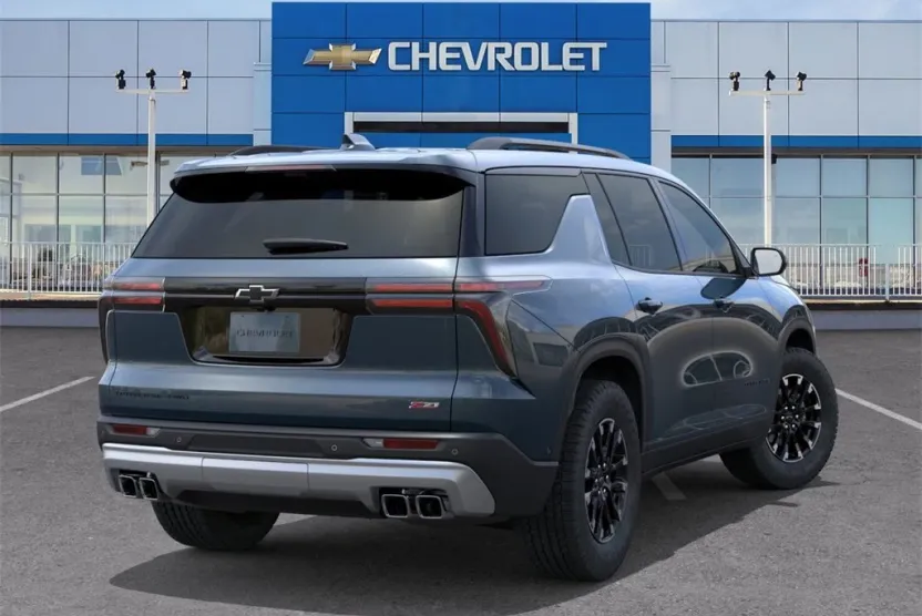 2026 Chevrolet Traverse Z71 photo 1