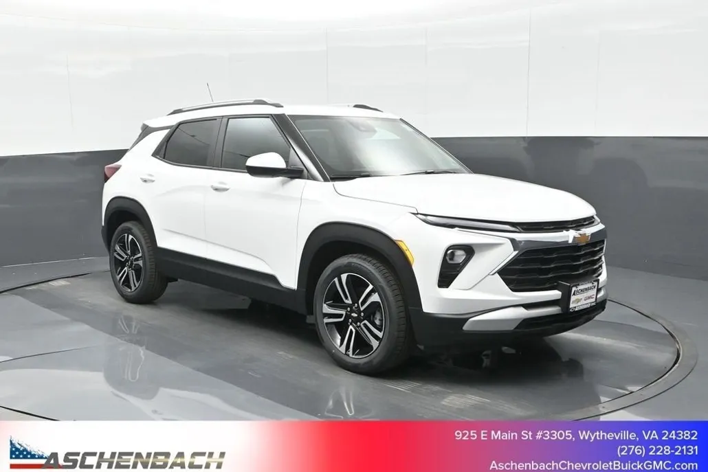 2025 Chevrolet Trailblazer LT photo 1