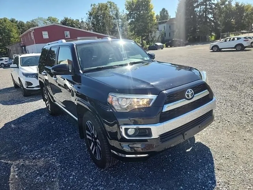 2014 Toyota 4Runner Limited photo 1