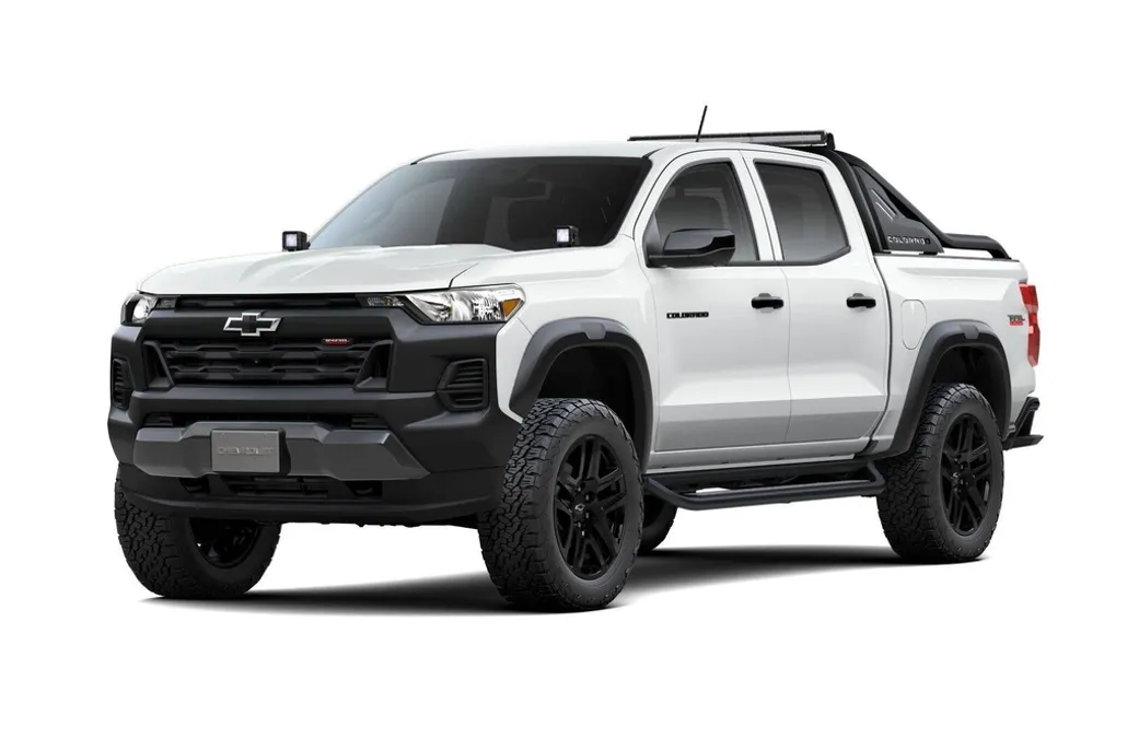 2025 Chevrolet Colorado Trail Boss photo 1
