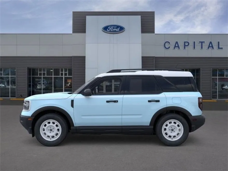 2025 Ford Bronco Sport Heritage photo 1