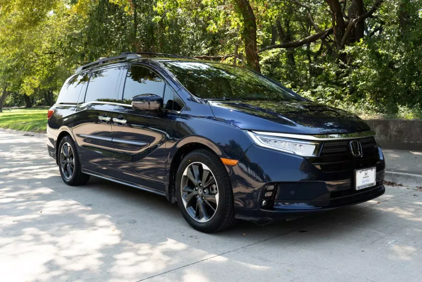 2023 Honda Odyssey Elite photo 1