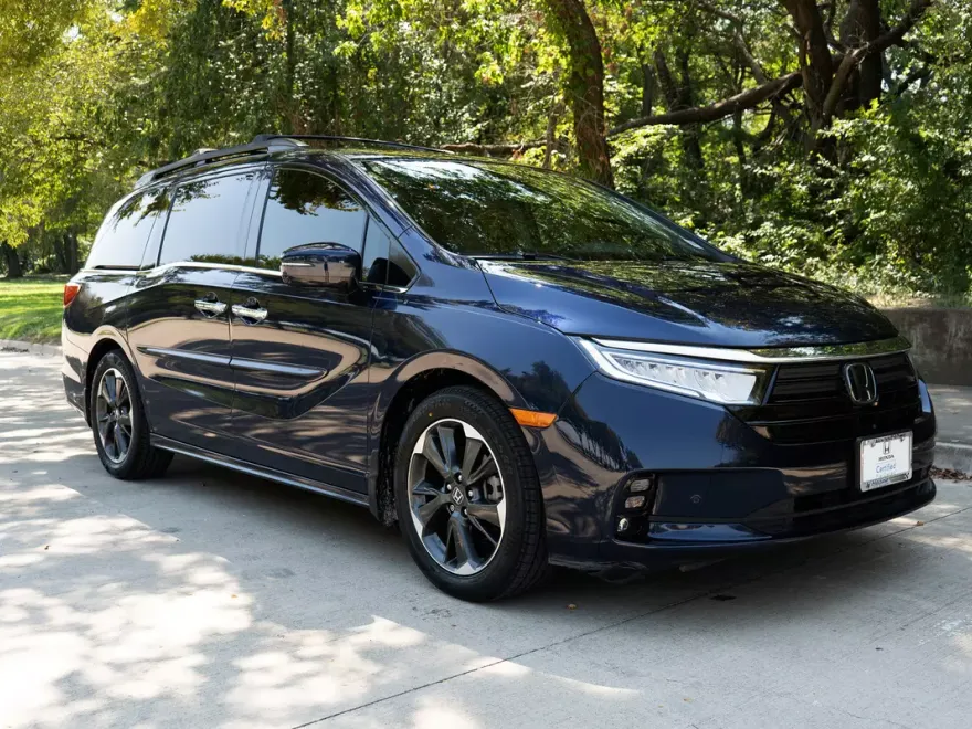2023 Honda Odyssey Elite photo 1