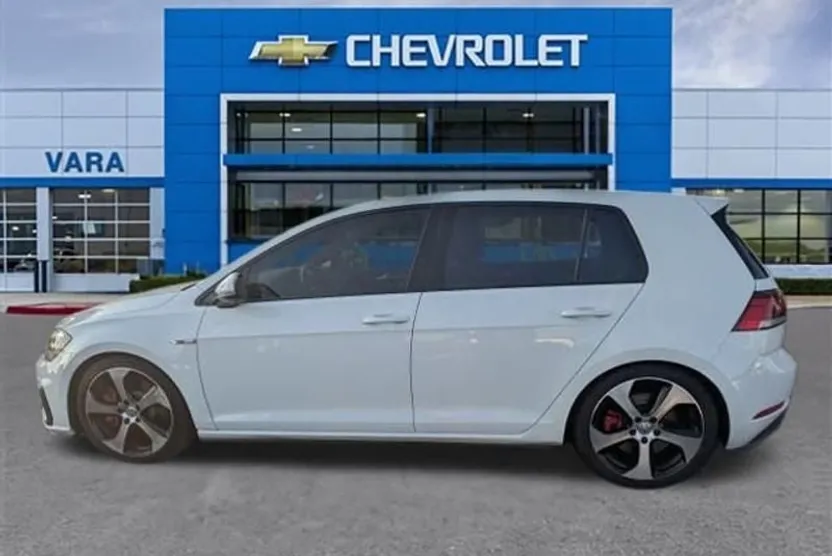 2019 Volkswagen Golf GTI S photo 1
