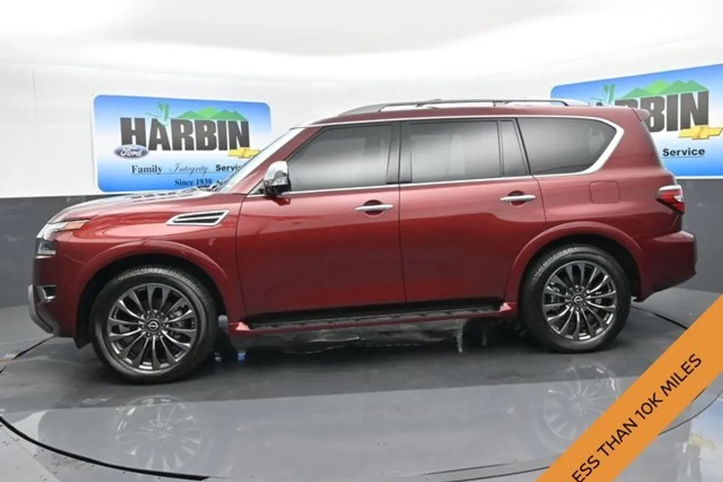 2024 Nissan Armada Platinum photo 1
