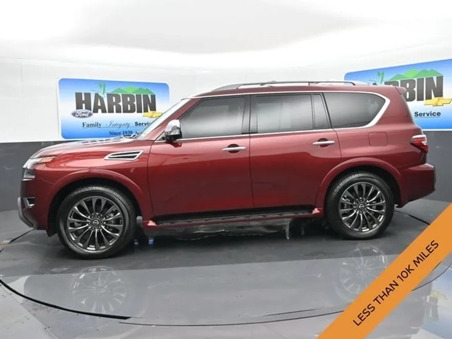 2024 Nissan Armada Platinum photo 1