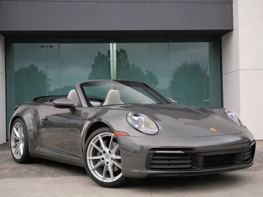 2023 Porsche 911 4 photo 1