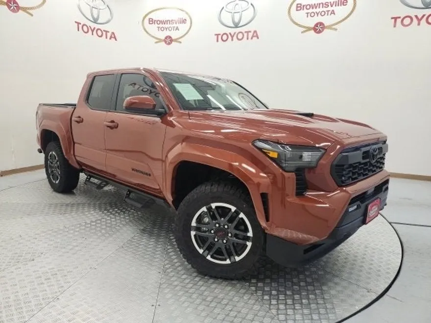 2025 Toyota Tacoma 4x4 Limited photo 1