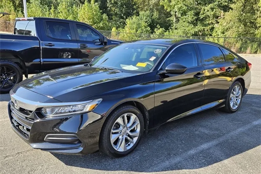 2018 Honda Accord LX photo 1