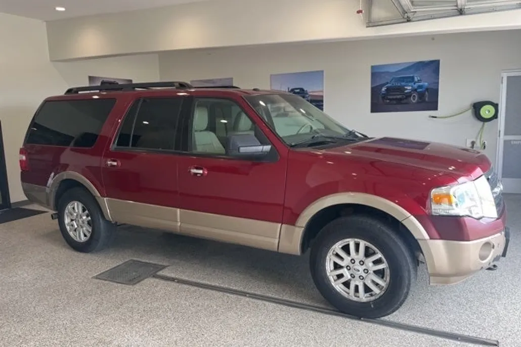 2013 Ford Expedition EL XLT photo 1