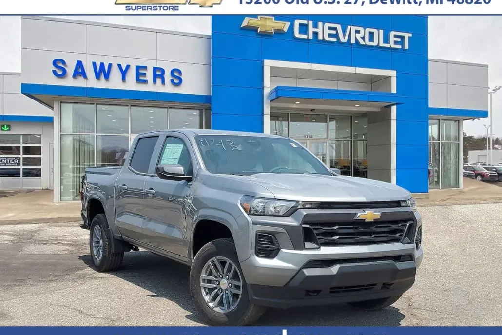 2025 Chevrolet Colorado Work Truck LT photo 1