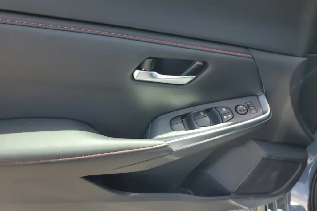 2025 Nissan Sentra SR Midnight Edition photo 1