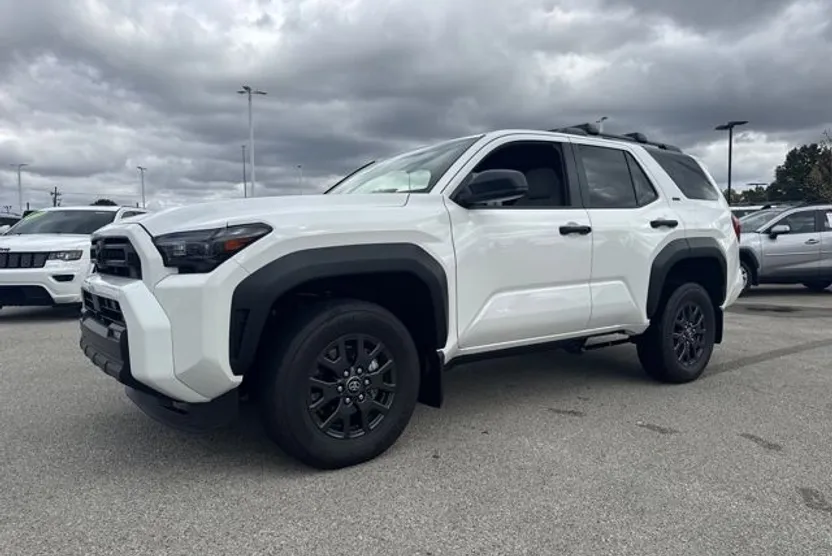 2025 Toyota 4Runner SR5 photo 1