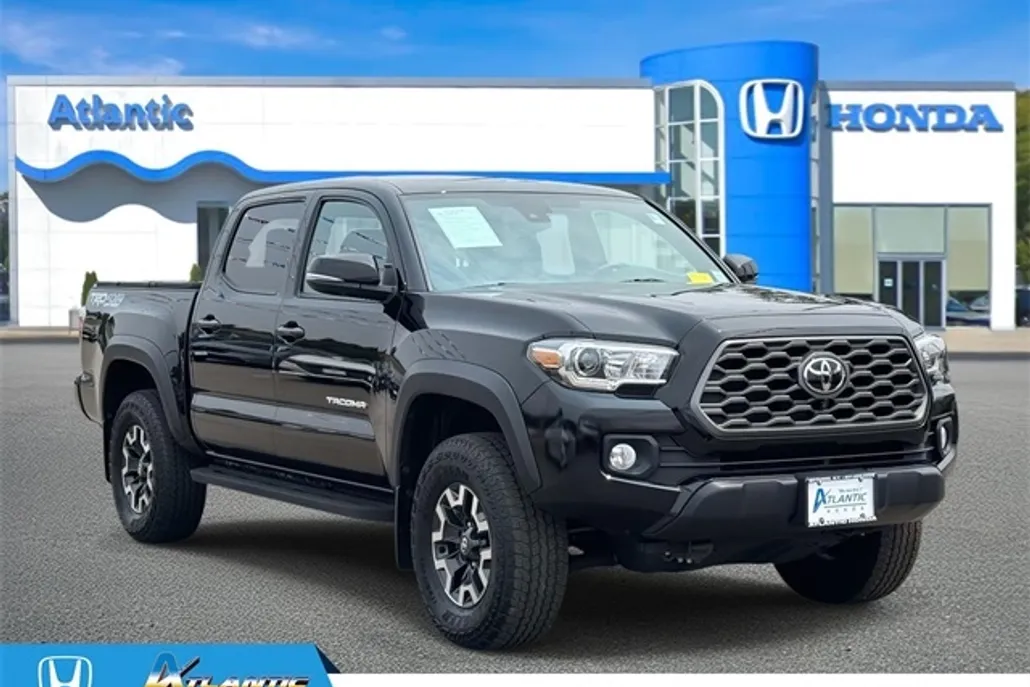 2023 Toyota Tacoma TRD Off-Road photo 1