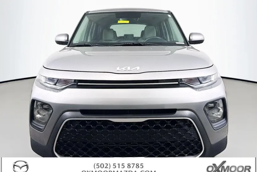 2022 Kia Soul LX photo 1