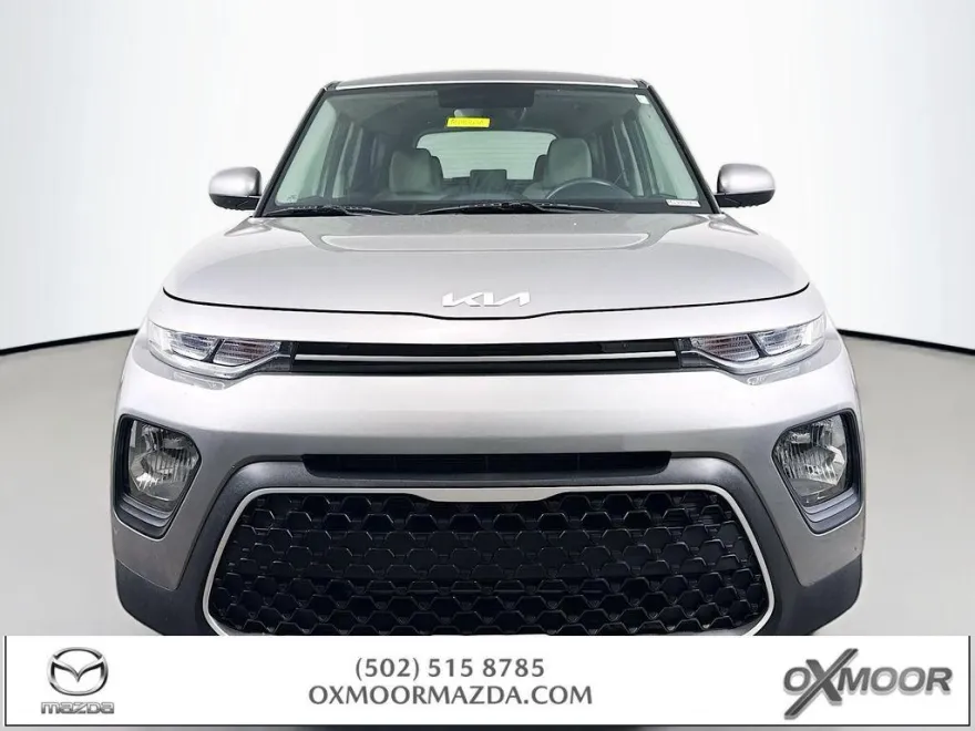 2022 Kia Soul LX photo 1